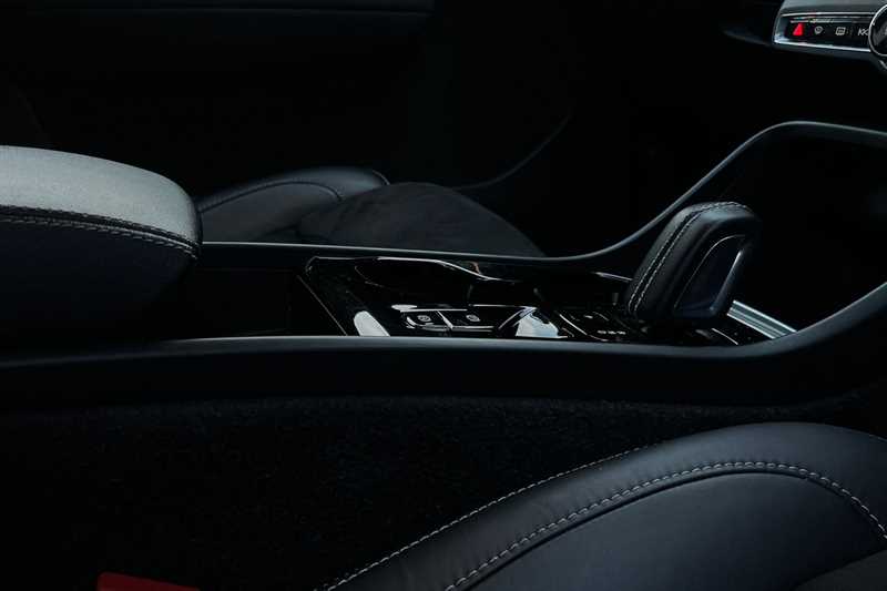 Used Volvo XC40 2021 for sale - 77397573: Photo 35