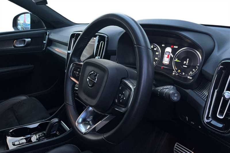 Used Volvo XC40 2021 for sale - 77397573: Photo 8