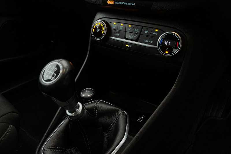 Used Ford Fiesta 2018 for sale - 77576601: Photo 31