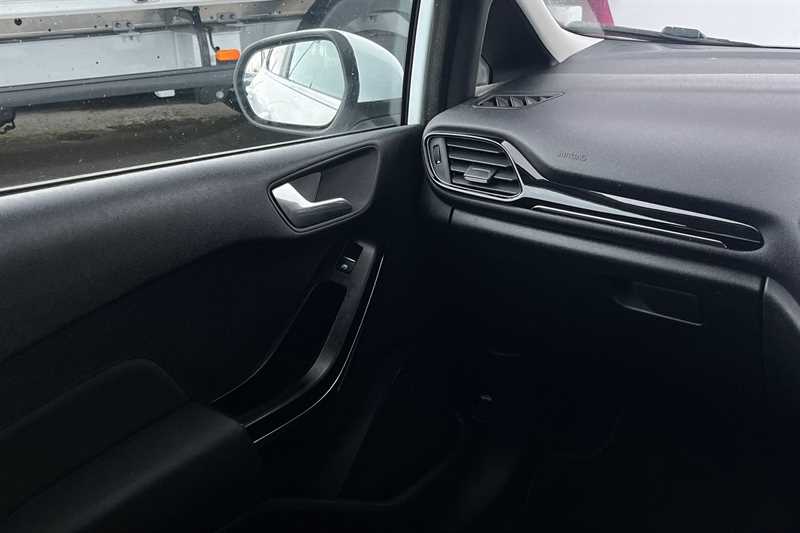 Used Ford Fiesta 2018 for sale - 77576601: Photo 39