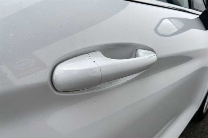 Used Ford Fiesta 2018 for sale - 77576601: Photo 46