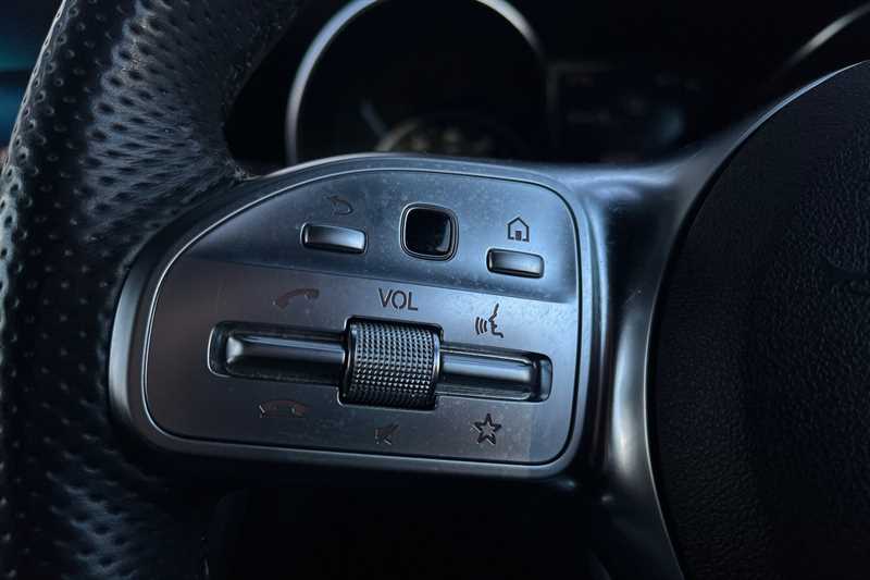 Used Mercedes-Benz GLC 2020 for sale - 77244763: Photo 16