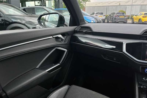 Used Audi Q3 2021 for sale - 74881614: Photo 34