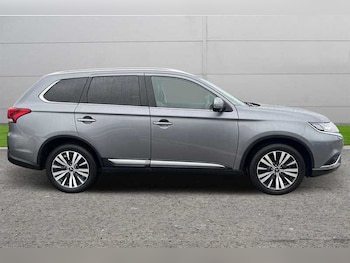 Used Mitsubishi Outlander 2020 for sale - 75328628: Photo