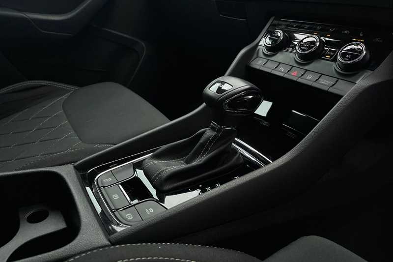 Used Skoda Karoq 2022 for sale - 77397570: Photo 32