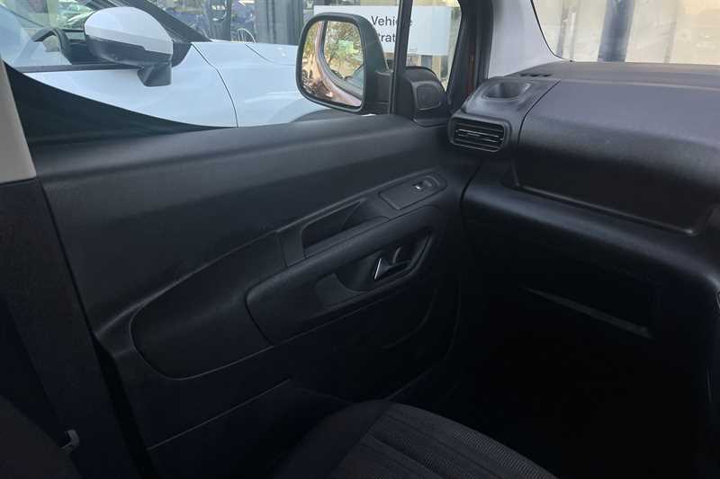 Used Vauxhall Combo Life 2022 for sale - 76297688: Photo 38