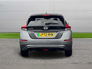 Used Nissan Leaf 2022 for sale - 77927621: Photo