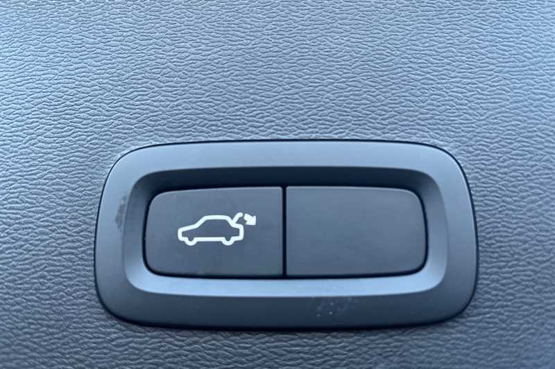 Used Volvo XC40 2020 for sale - 77122809: Photo 22