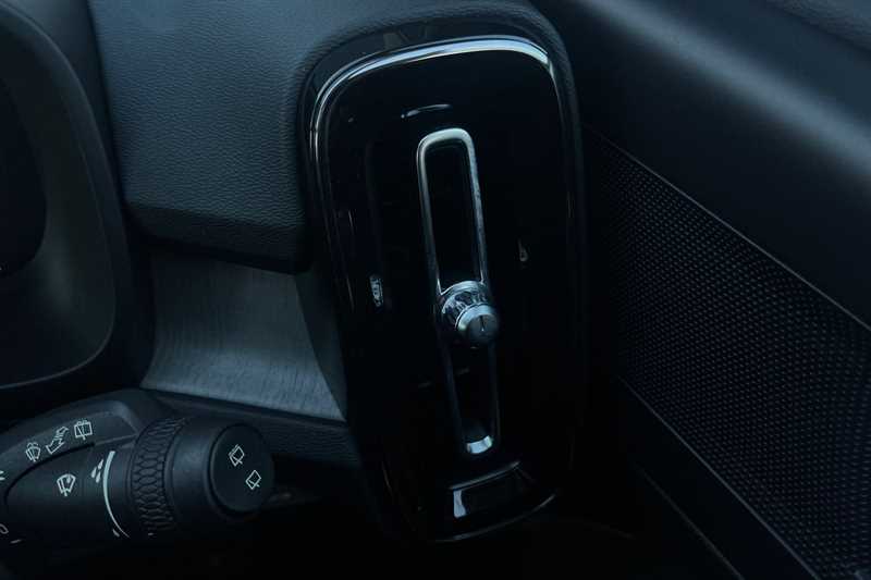 Used Volvo XC40 2020 for sale - 77122809: Photo 25