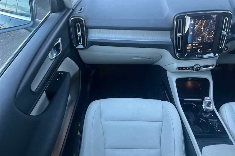 Used Volvo XC40 2020 for sale - 77122809: Photo 39