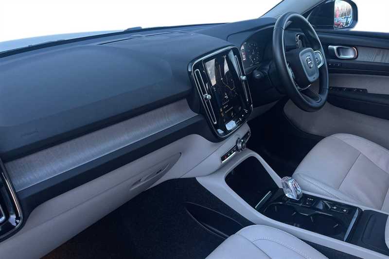 Used Volvo XC40 2020 for sale - 77122809: Photo 7