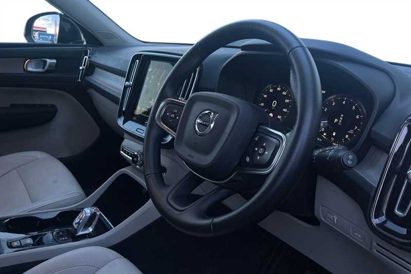 Used Volvo XC40 2020 for sale - 77122809: Photo 8