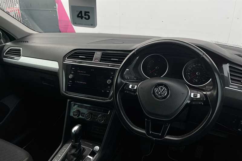 Used Volkswagen Tiguan 2019 for sale - 77810354: Photo 35