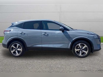 Used Nissan Qashqai 2023 for sale - 79147271: Photo