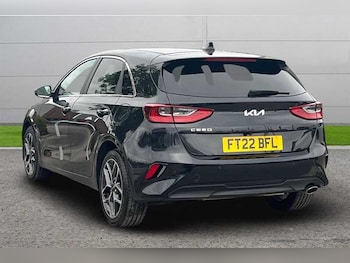 Used Kia Ceed 2022 for sale - 75510135: Photo