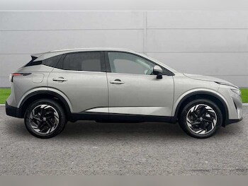 Used Nissan Qashqai 2025 for sale - 77244775: Photo