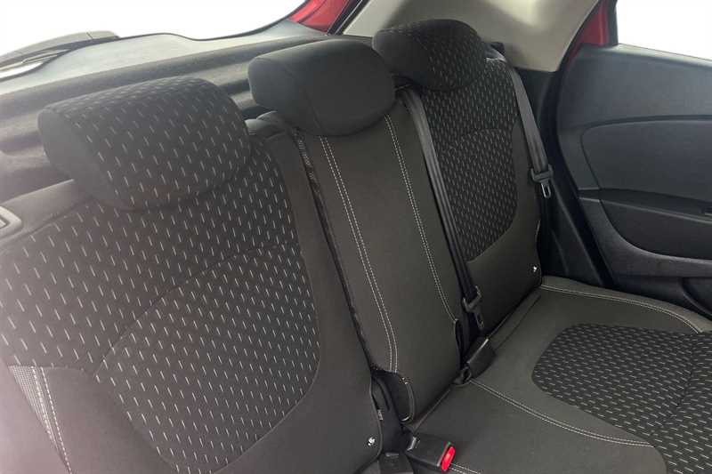 Used Renault Captur 2017 for sale - 76140559: Photo 19