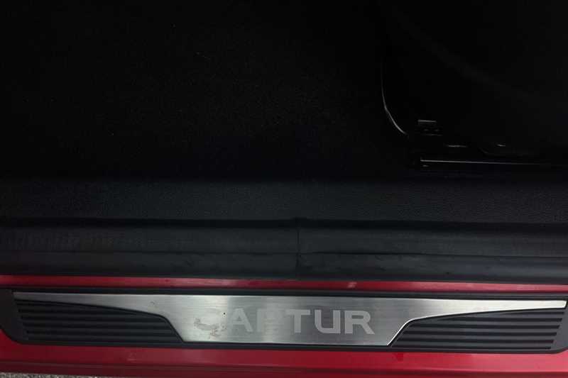 Used Renault Captur 2017 for sale - 76140559: Photo 23