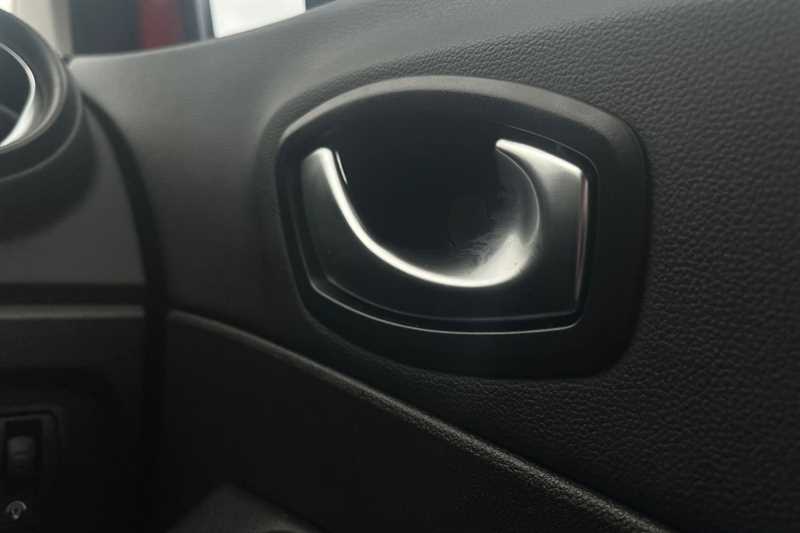 Used Renault Captur 2017 for sale - 76140559: Photo 25