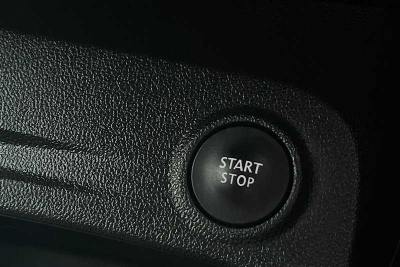 Used Renault Captur 2017 for sale - 76140559: Photo 27