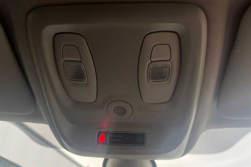 Used Renault Captur 2017 for sale - 76140559: Photo 29