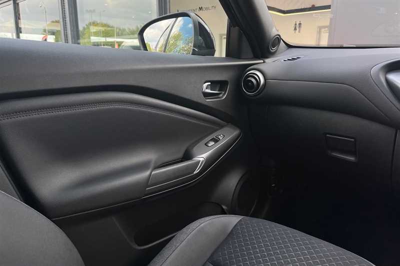 Used Nissan Juke 2024 for sale - 76827005: Photo 40