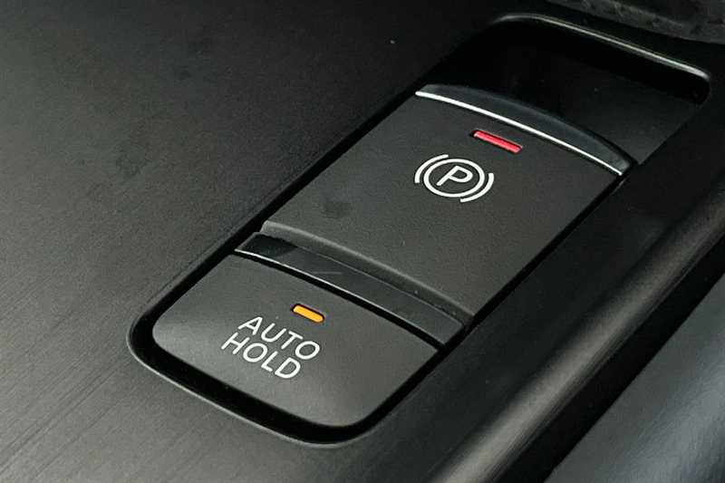 Used Nissan Qashqai 2023 for sale - 76400857: Photo 32