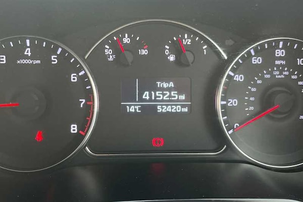 Used Kia Carens 2017 for sale - 76328471: Photo 14