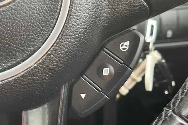 Used Kia Carens 2017 for sale - 76328471: Photo 29