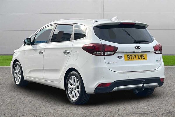 Used Kia Carens 2017 for sale - 76328471: Photo 2
