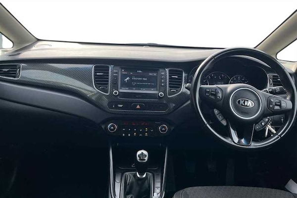 Used Kia Carens 2017 for sale - 76328471: Photo 9