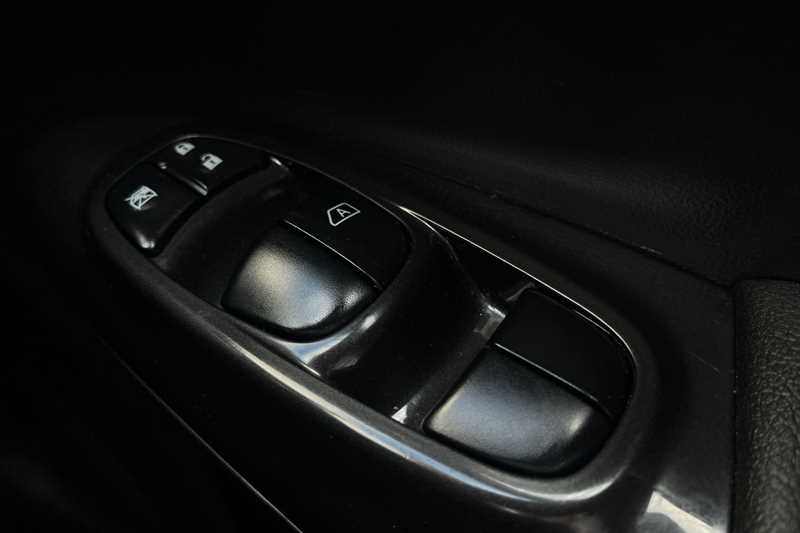 Used Nissan Juke 2016 for sale - 76125081: Photo 16