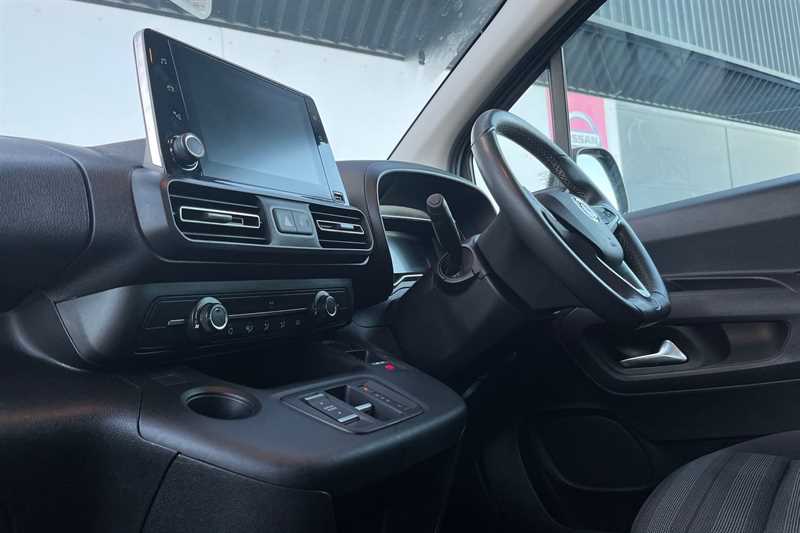 Used Vauxhall Combo Life 2022 for sale - 76717738: Photo 15