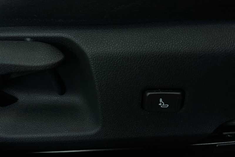 Used Toyota Corolla 2023 for sale - 77333380: Photo 35