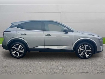 Used Nissan Qashqai 2023 for sale - 75902397: Photo