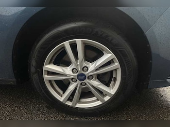 Used Ford Galaxy undefined for sale - 77576657: Photo