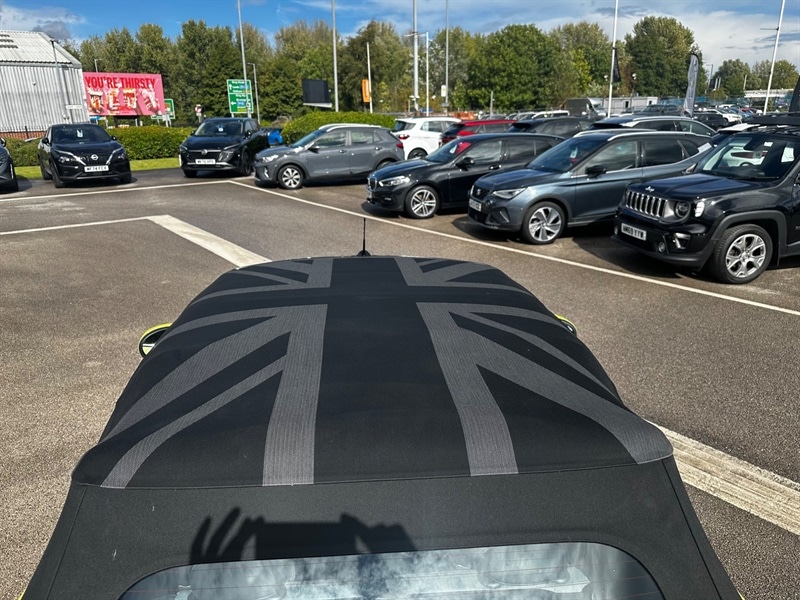 Used MINI Convertible 2021 for sale - 75748413: Photo 63