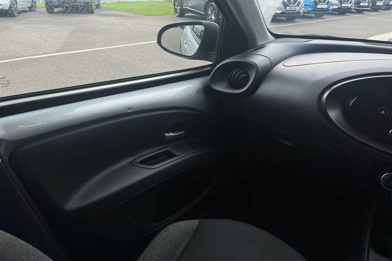 Used Toyota Aygo X 2022 for sale - 76217416: Photo 38