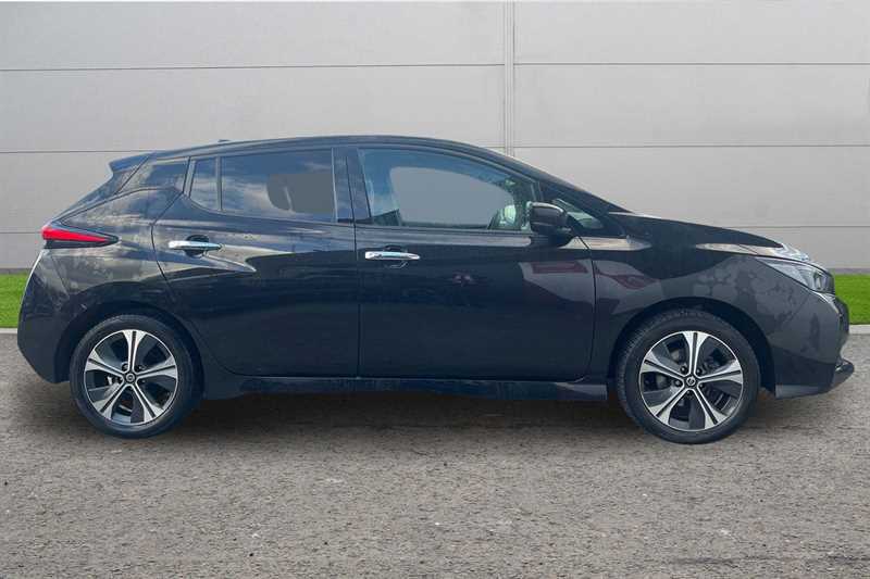 Used Nissan Leaf 2021 for sale - 77855982: Photo 3