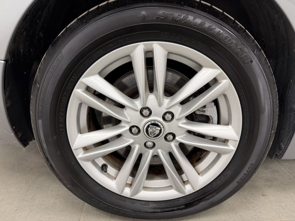 Used Jaguar XF 2012 for sale - 76454257: Photo 46