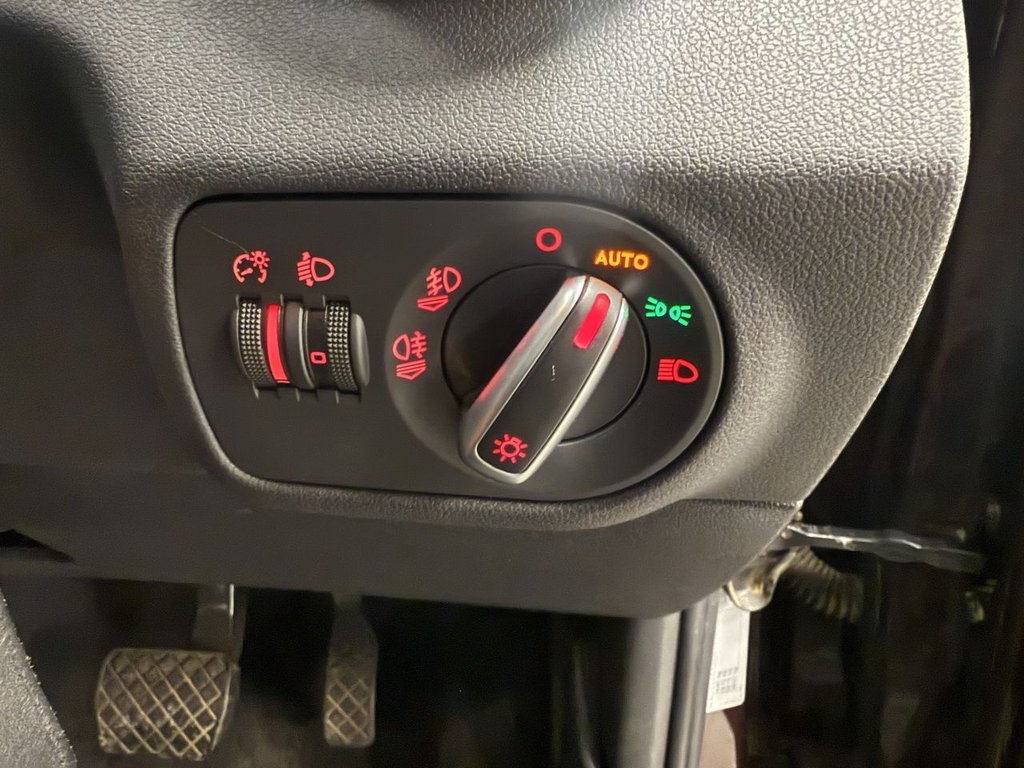 Used Audi A1 2014 for sale - 76654981: Photo 22