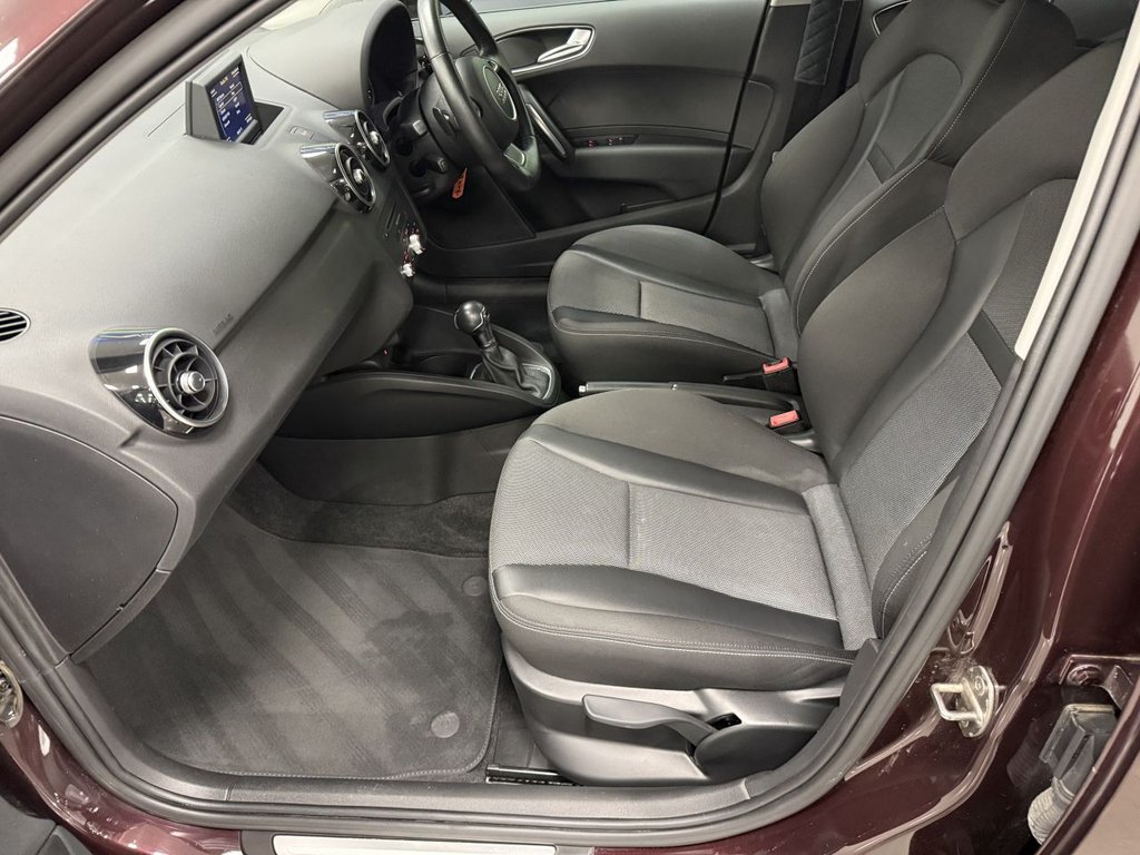 Used Audi A1 2014 for sale - 76654981: Photo 32