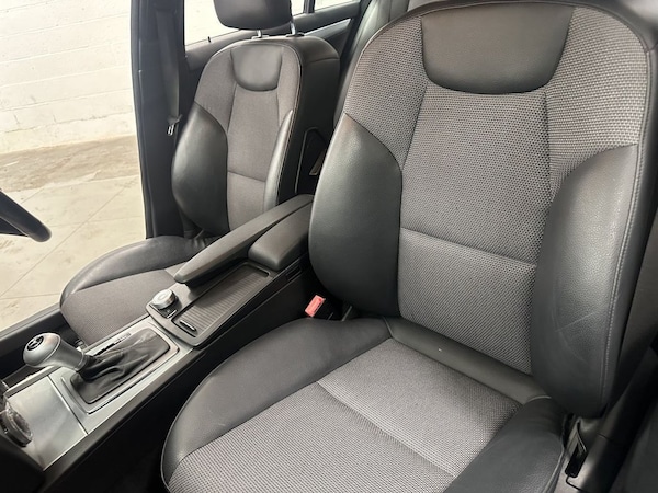 Used Mercedes-Benz C-Class 2010 for sale - 75619221: Photo 35