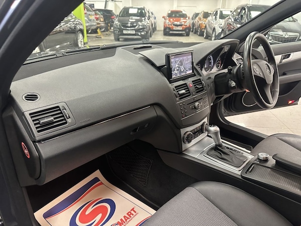 Used Mercedes-Benz C-Class 2010 for sale - 75619221: Photo 38