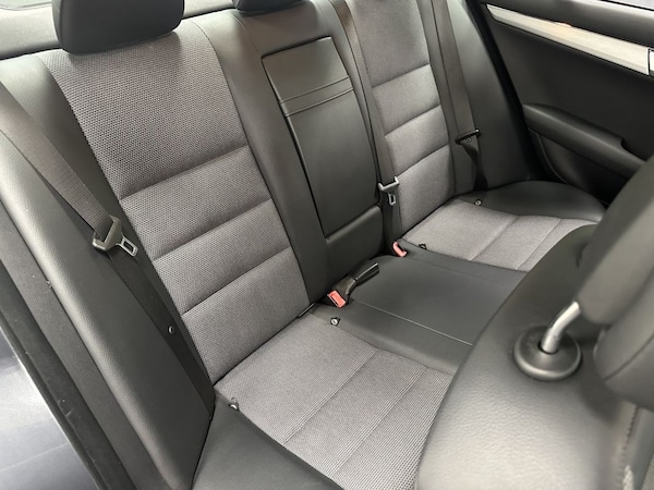Used Mercedes-Benz C-Class 2010 for sale - 75619221: Photo 39
