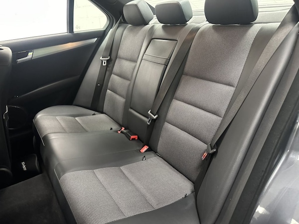Used Mercedes-Benz C-Class 2010 for sale - 75619221: Photo 40