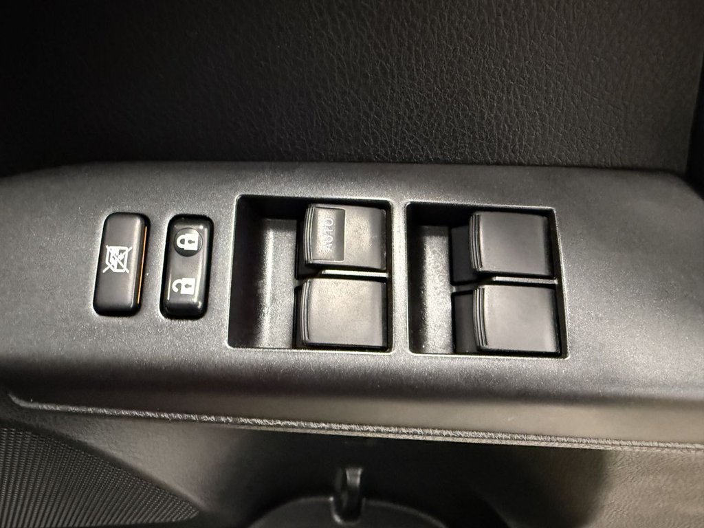 Used Toyota RAV4 2016 for sale - 75923436: Photo 14