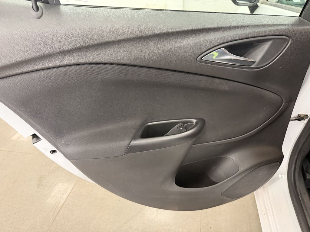 Used Vauxhall Astra 2016 for sale - 78082867: Photo 38