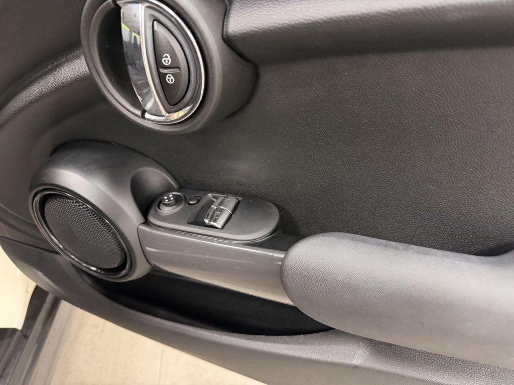 Used MINI Hatch 2016 for sale - 78124052: Photo 15