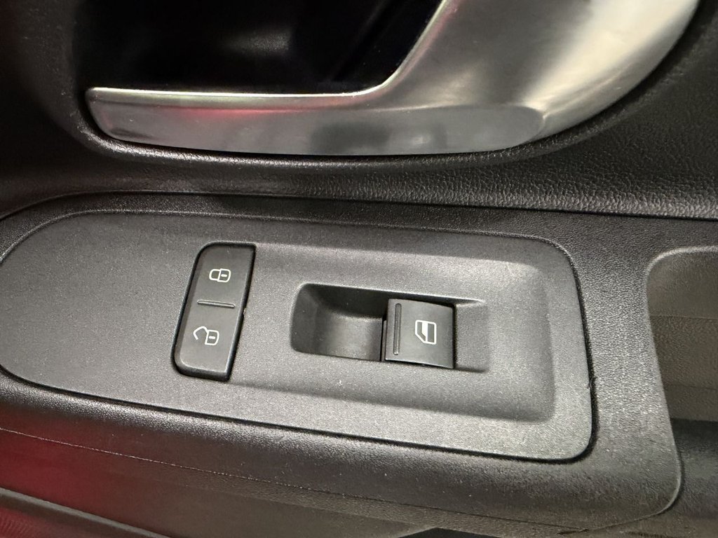 Used Volkswagen up! 2014 for sale - 77891096: Photo 14